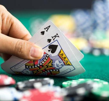 Understanding Game Technology Behind casino trực tuyến uy tín Services
