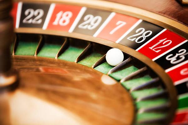 Important Features to Examine on Casino Websites