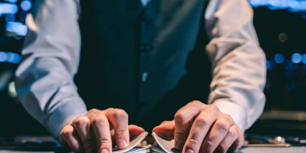Comparing Customer Service at Online Casino Israel