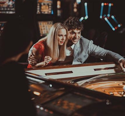 Comparing Digital Entertainment Options on Online Casino Singapore